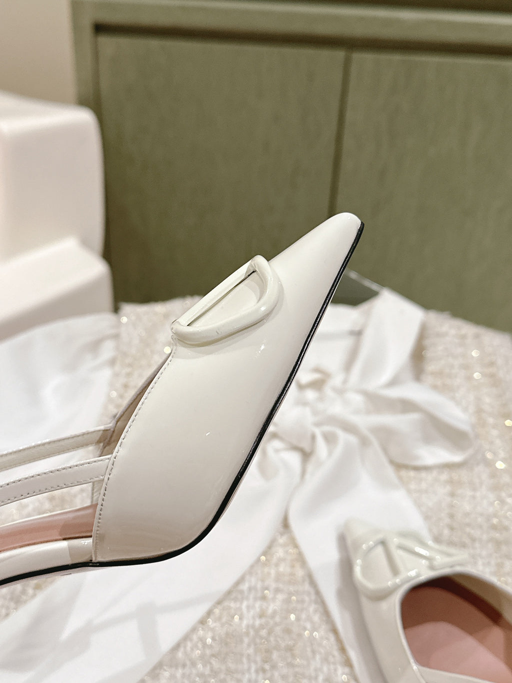 Light Ivory V Slingback Pump 80 mm