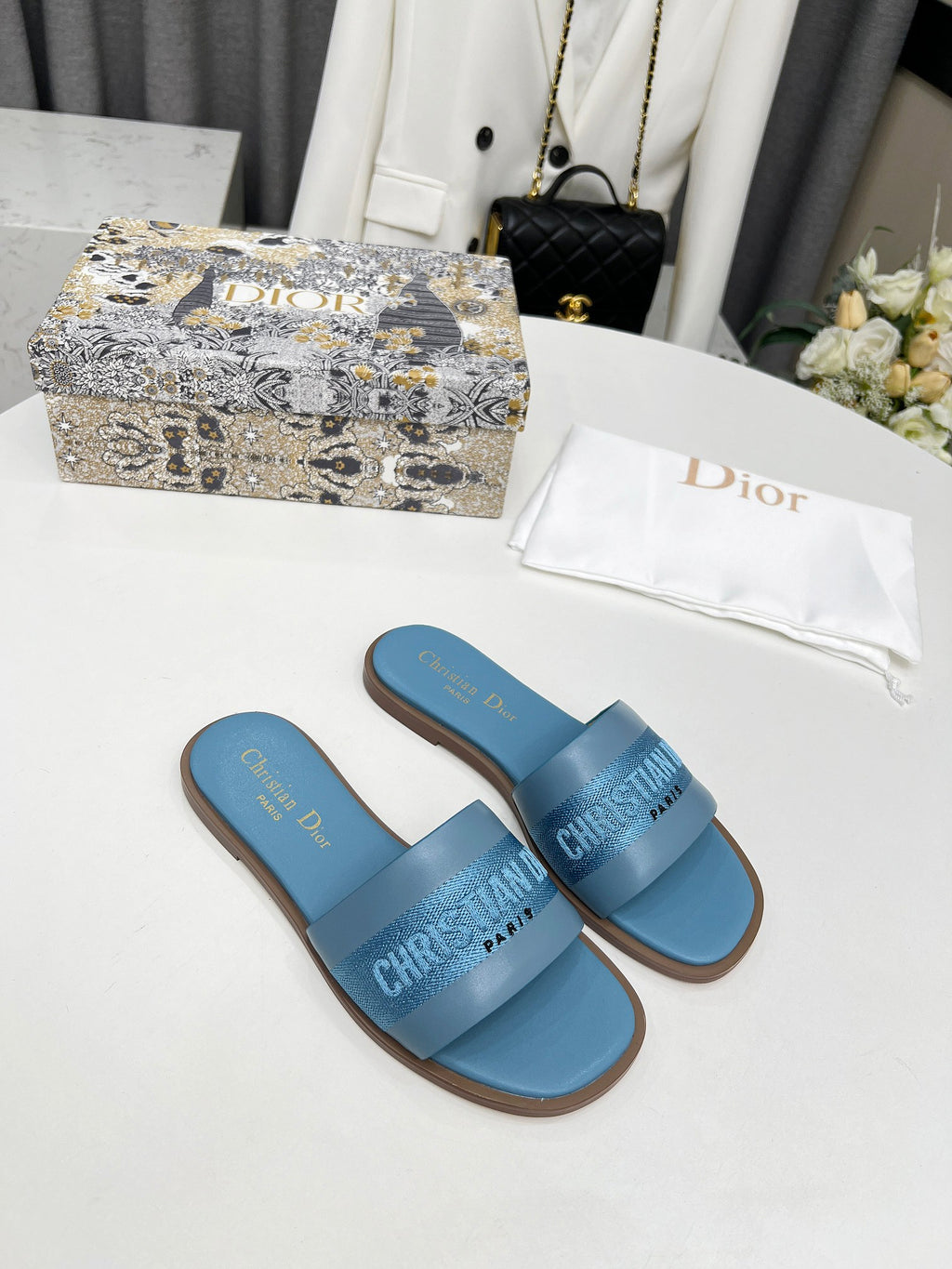 Pastel Blue DD Slide