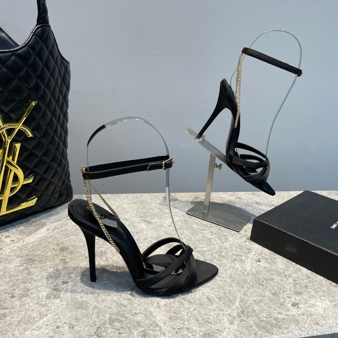 Black YM sandals in crepe satin