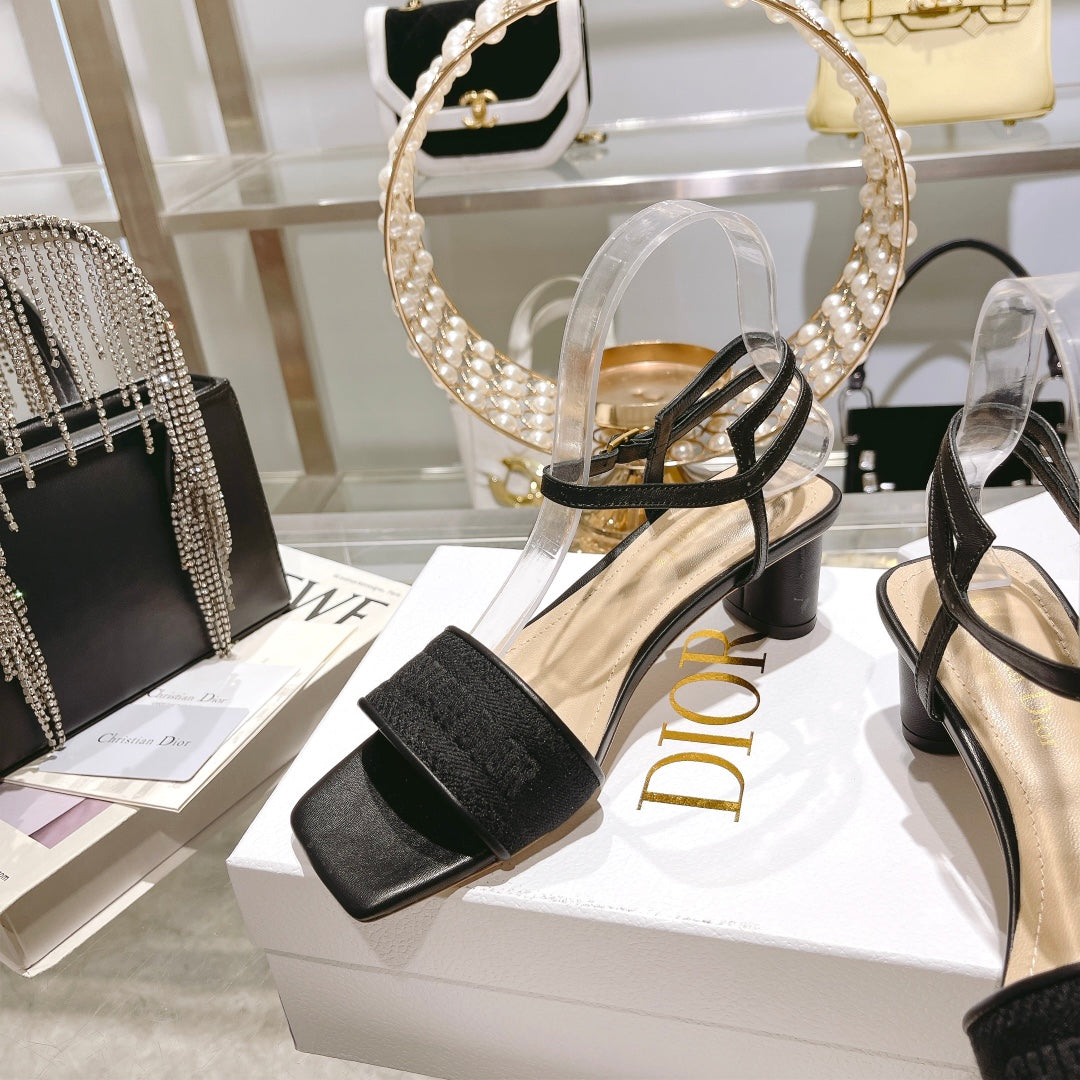 Black DD Heeled Sandal