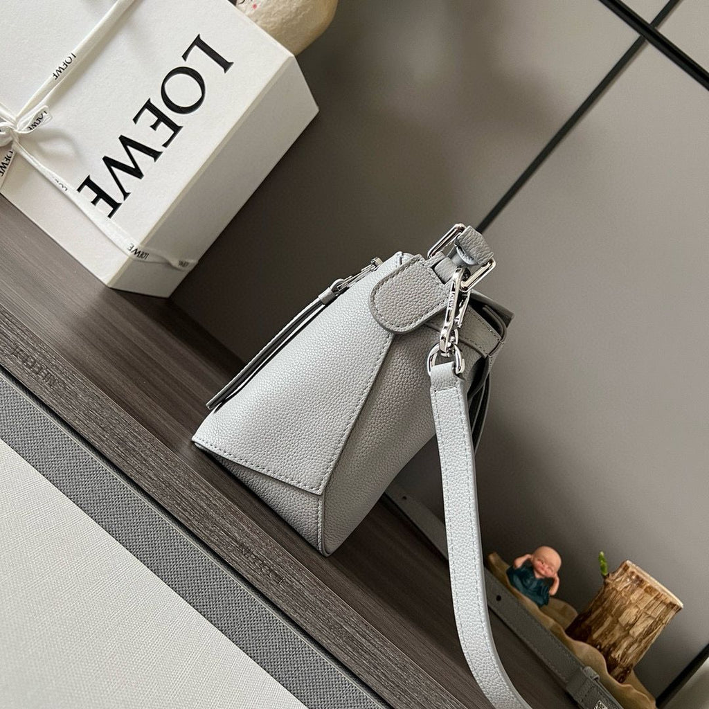 Pearl Grey LP Small Leather Shoulder Bag