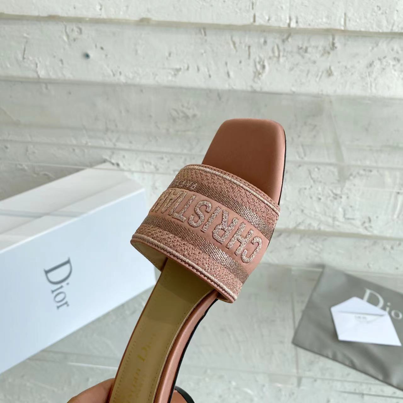 Rose DD Heeled Slide