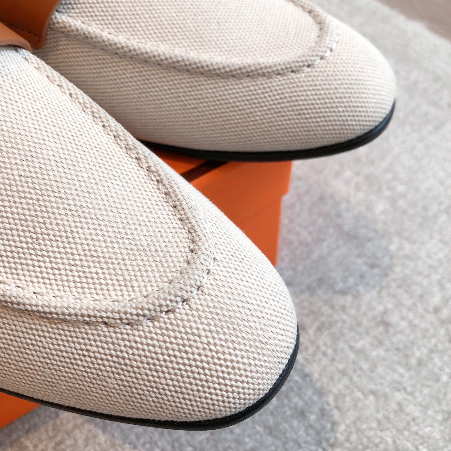 Beige/Naturel Paris Loafer