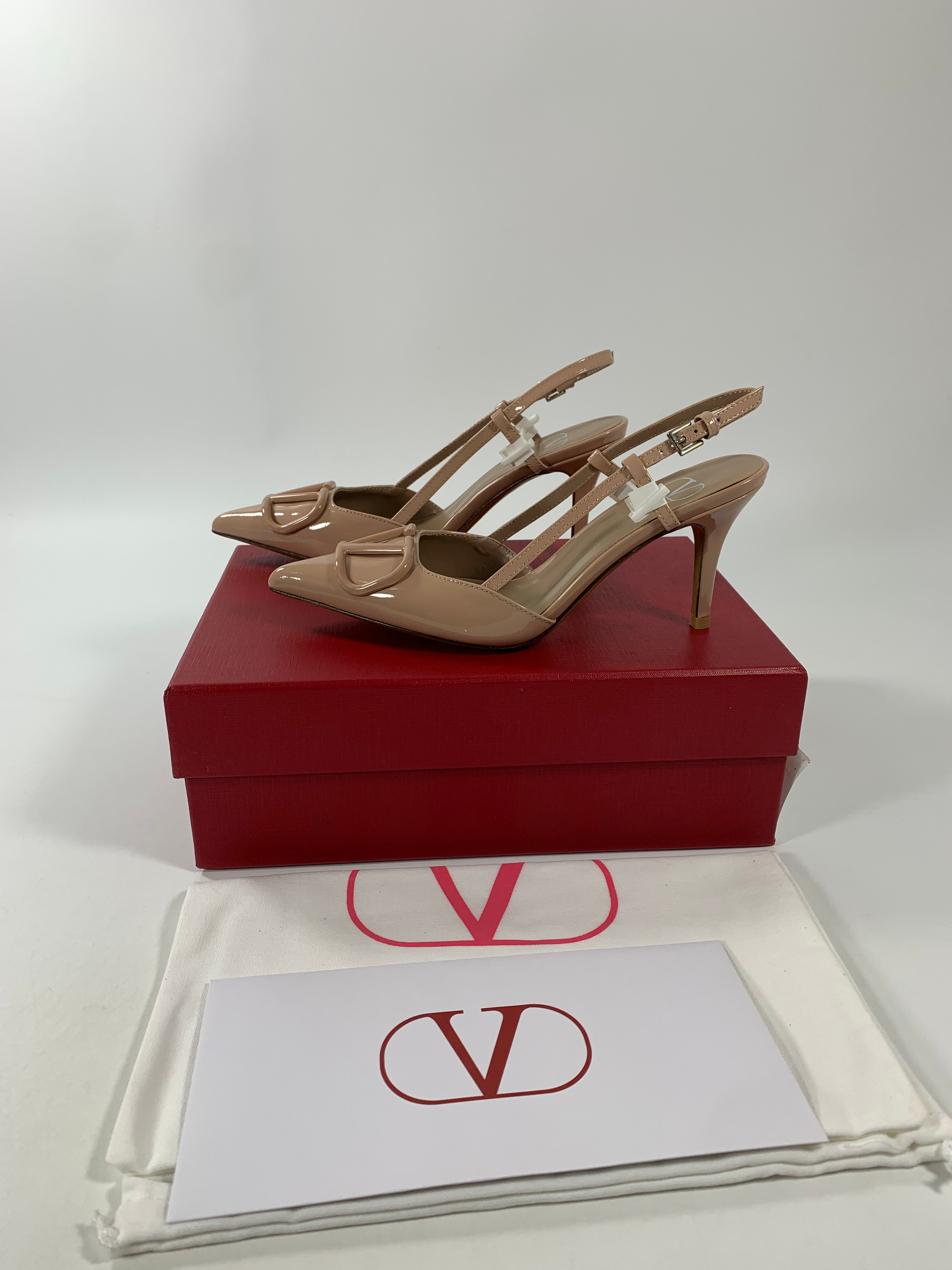 Nude V Slingback Pump 80 MM