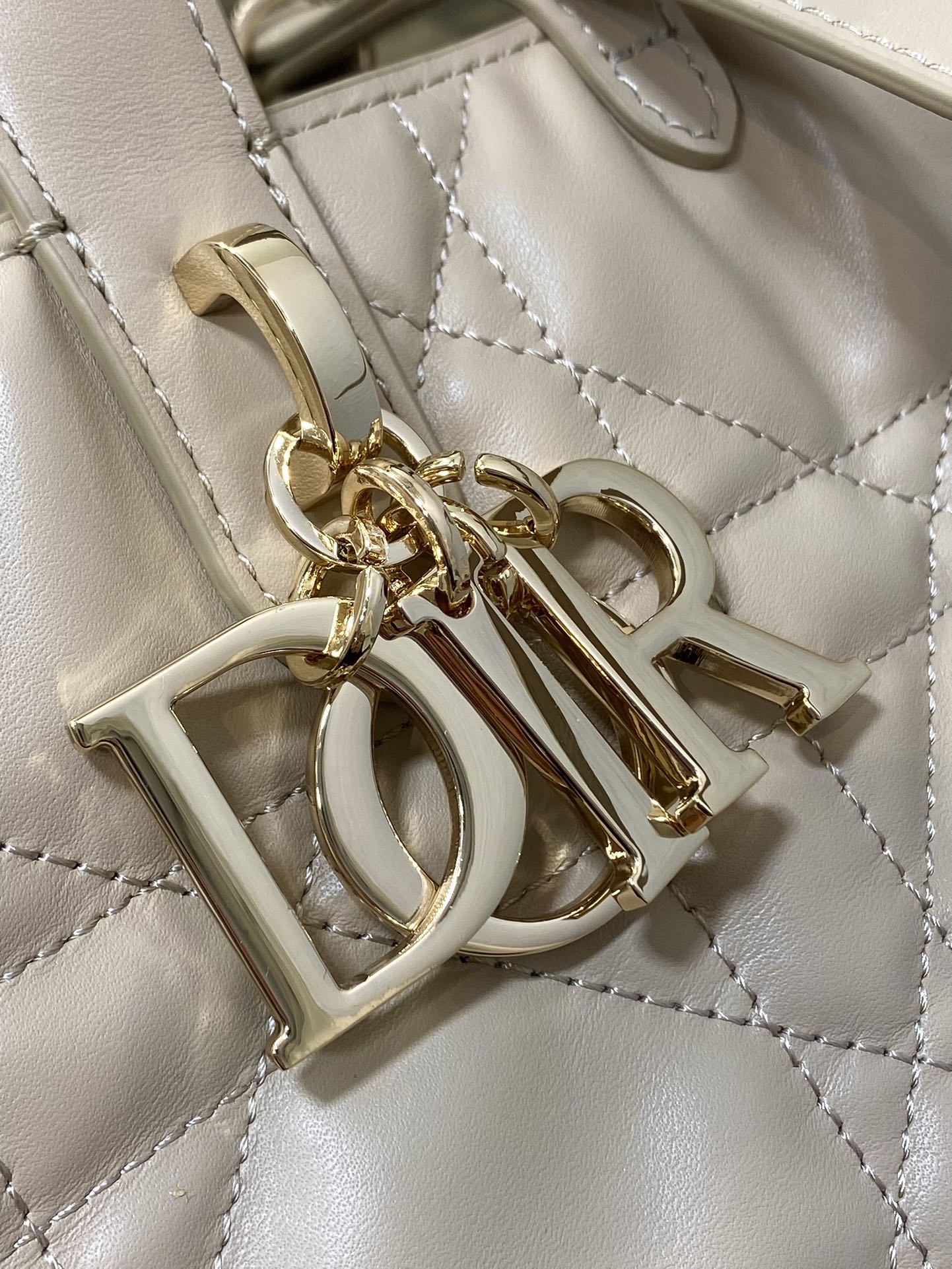 Powder Beige Small Toujours Vertical Tote Bag