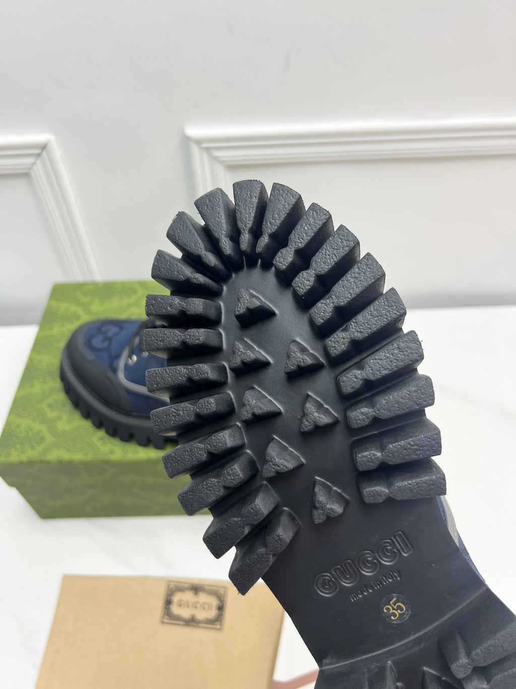 Men's Blue & grey lace-up shoe