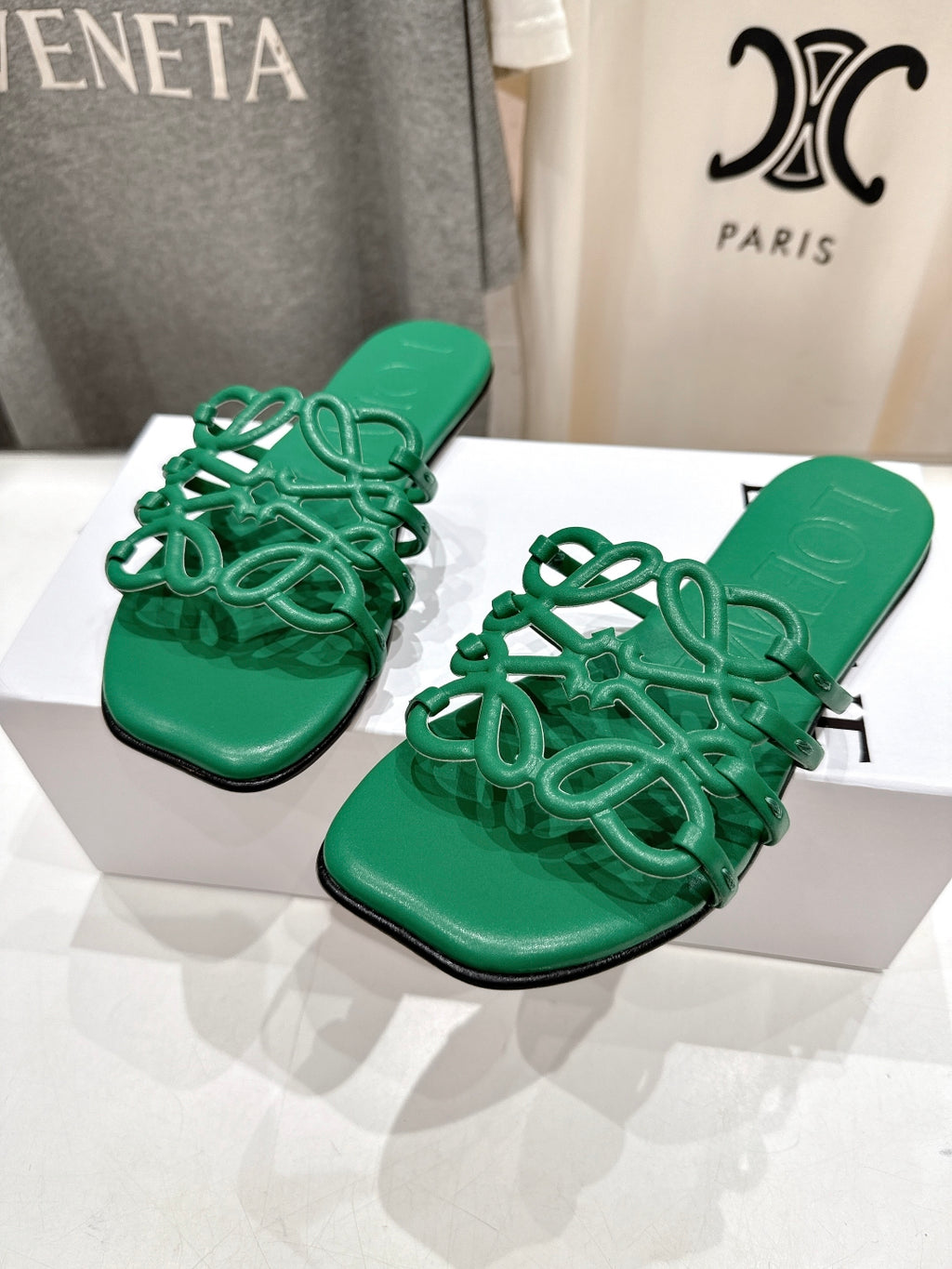 Green Petal Anagram Slide