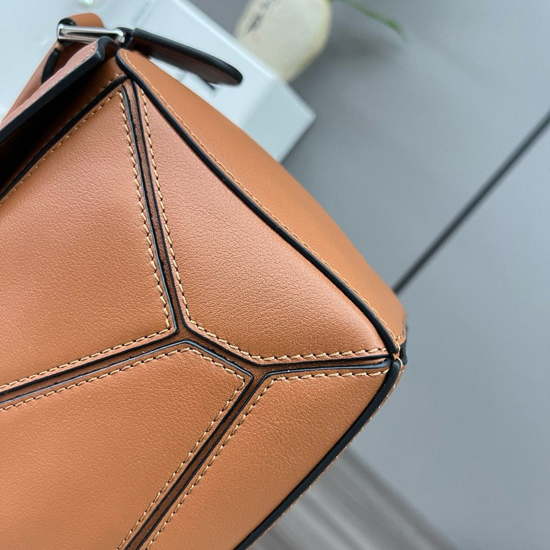 Tan LP small leather shoulder bag