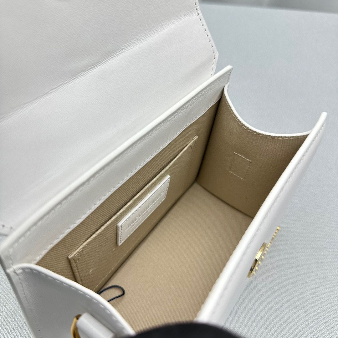 White LC Noeud Coiled Handbag