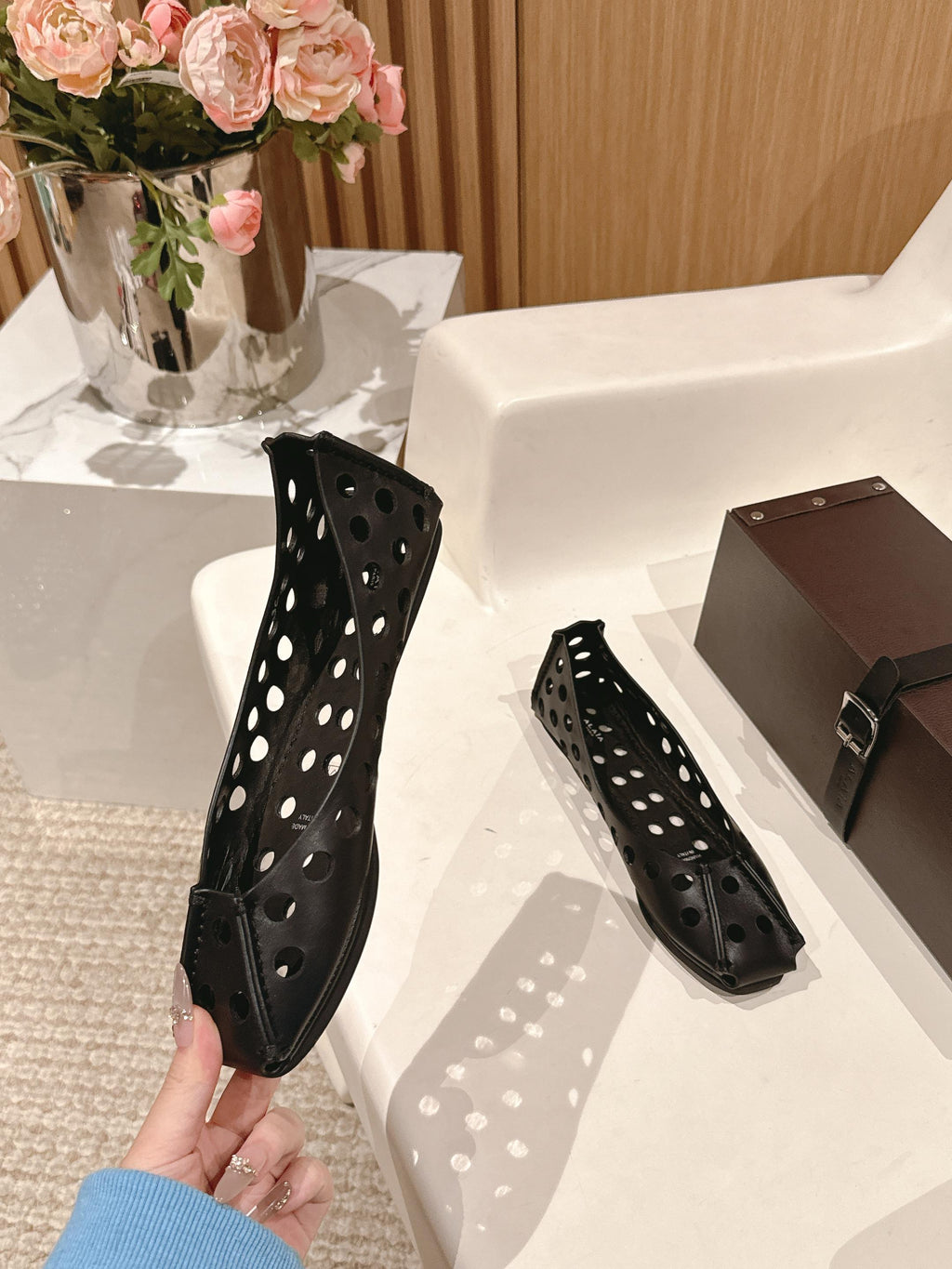 Black Perfo Ballet Flats