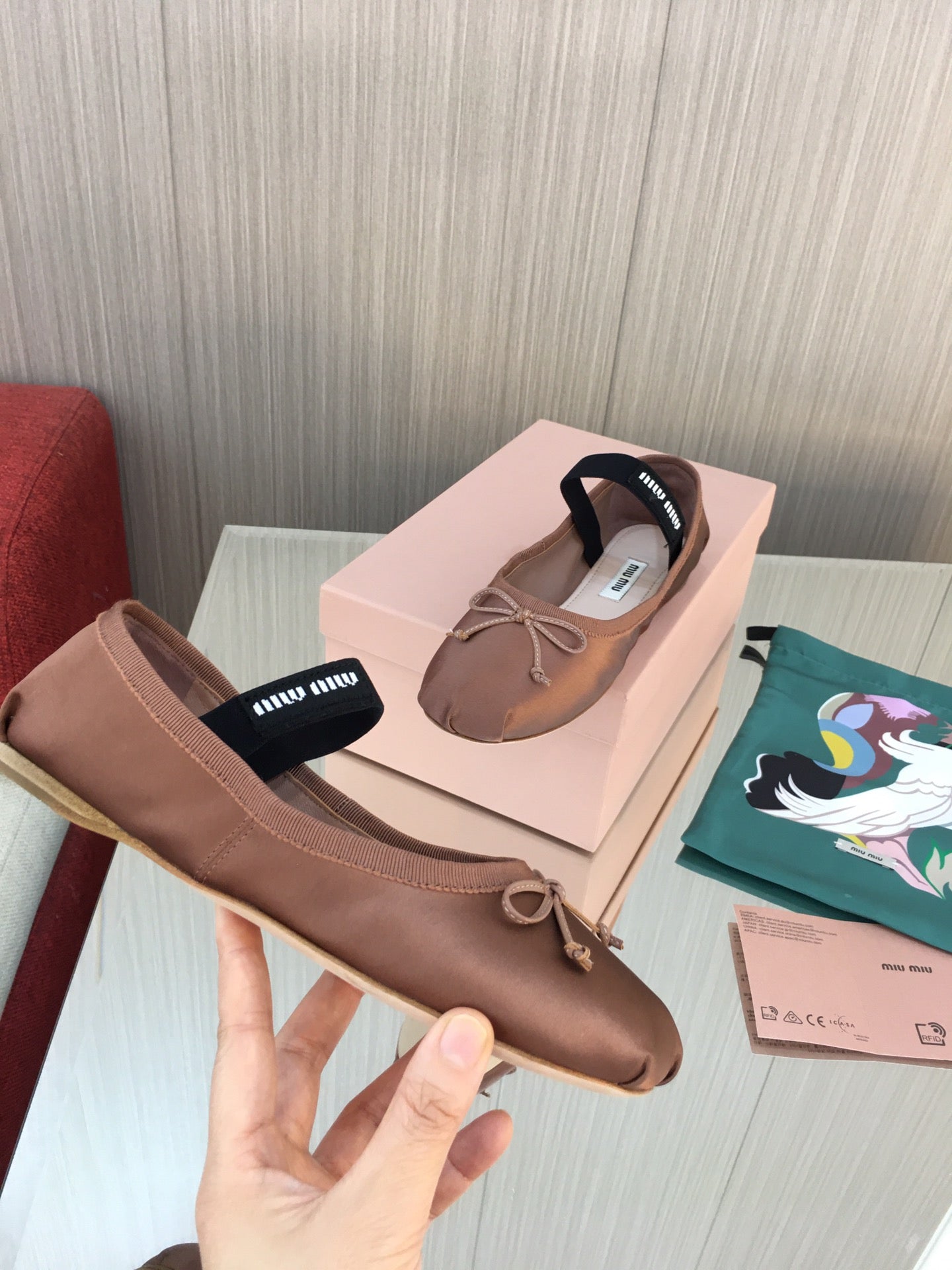 Cocoa Brown M Satin ballerinas