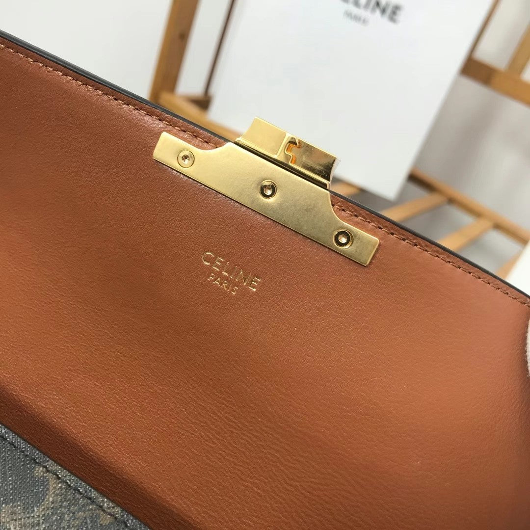 Tan triomphe shoulder bag