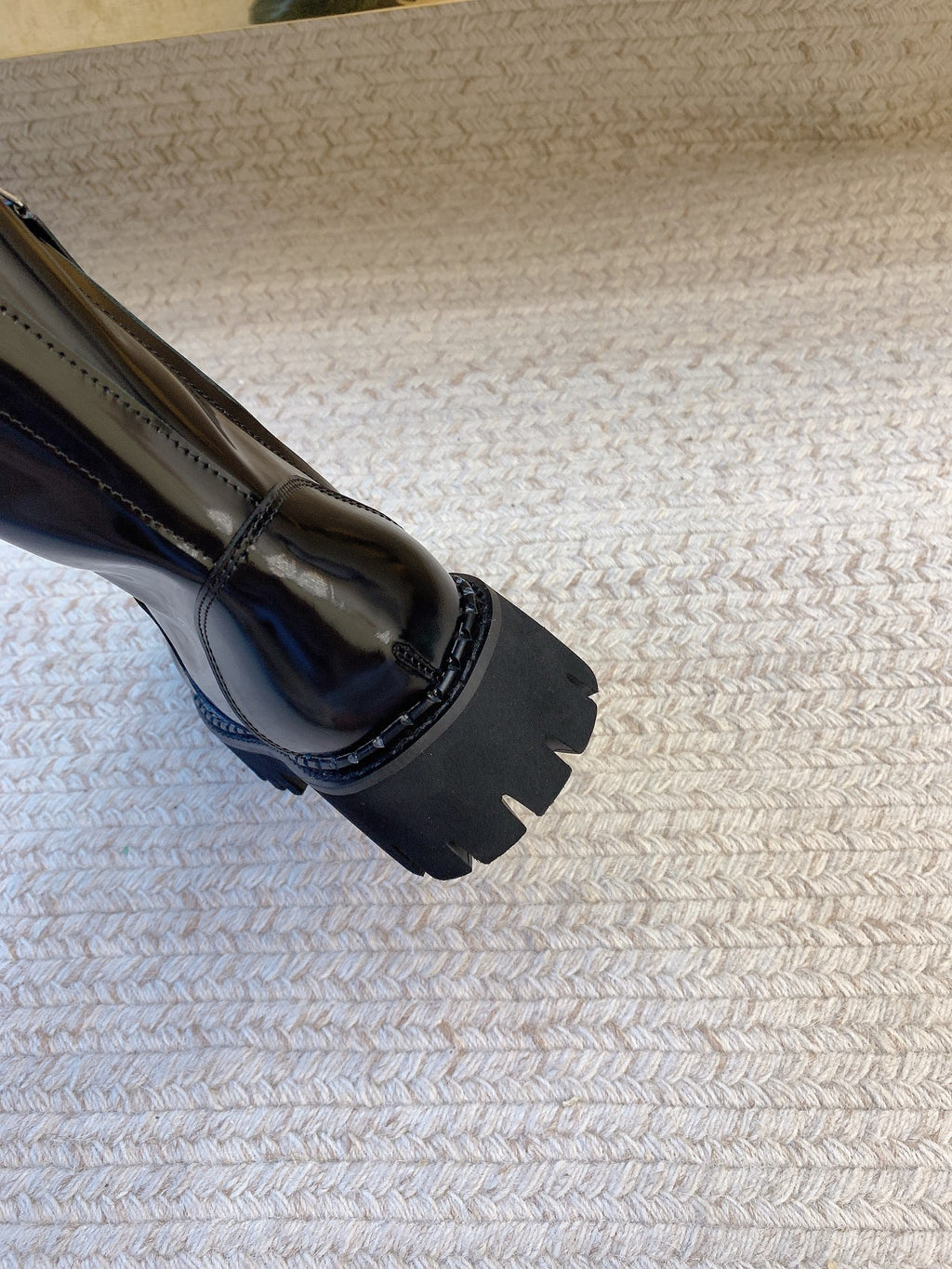 Black Ankle Boot With Web