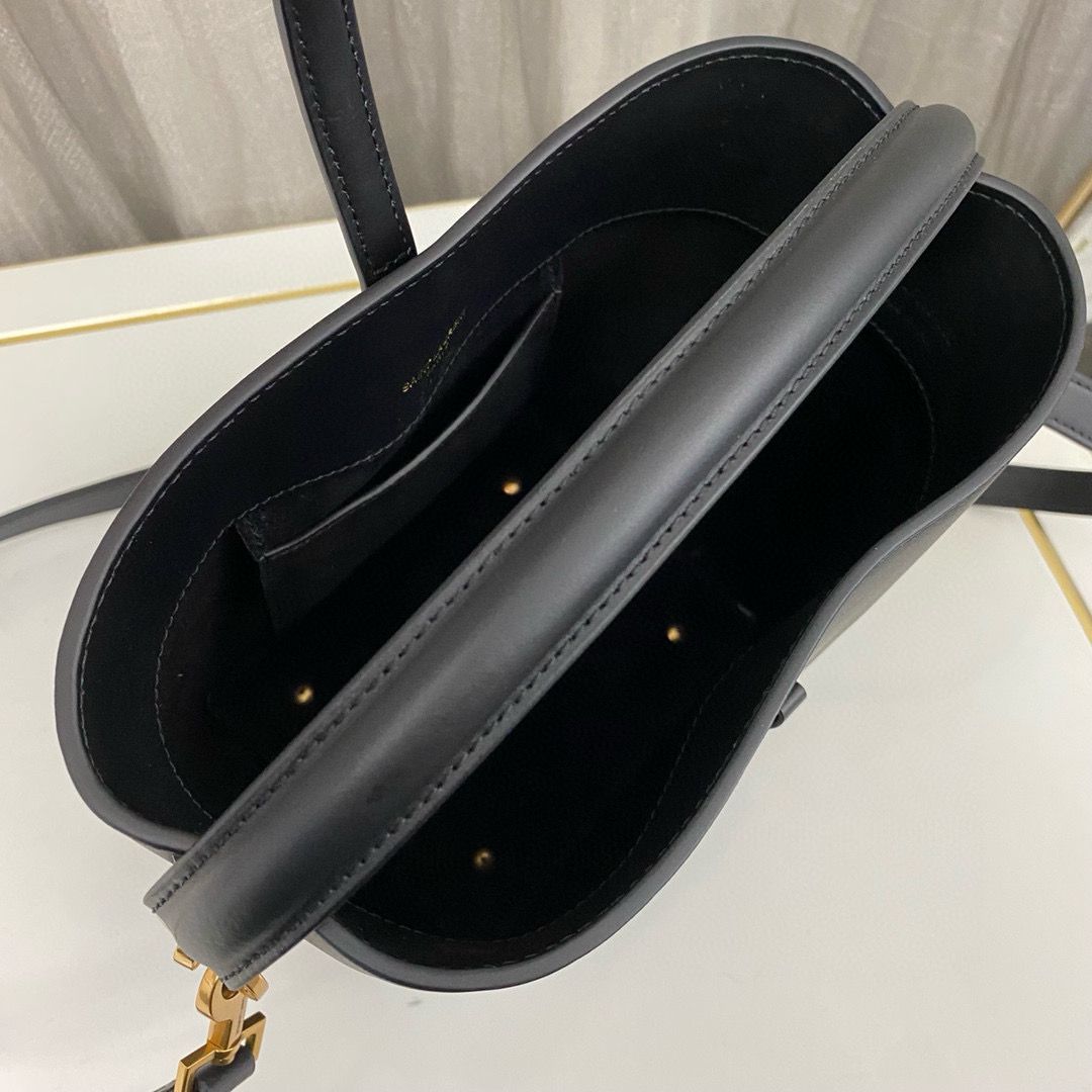 Black LE 37 Small Bag