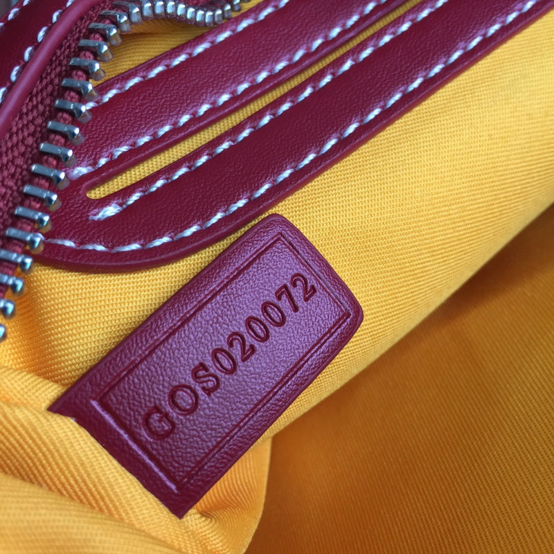 Burgundy Cap-Vert PM Bag