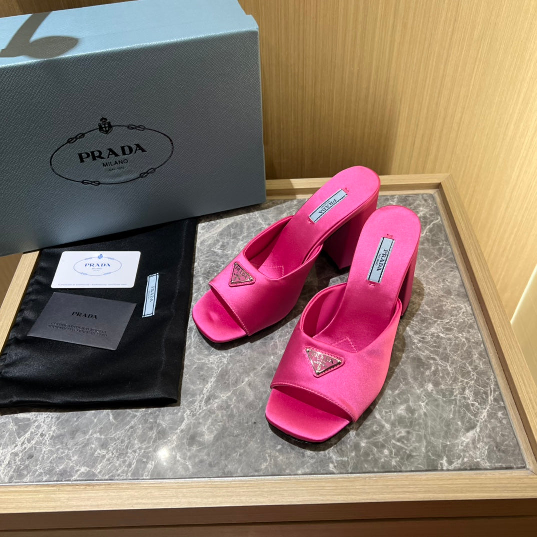 Pink High-heeled satin slides