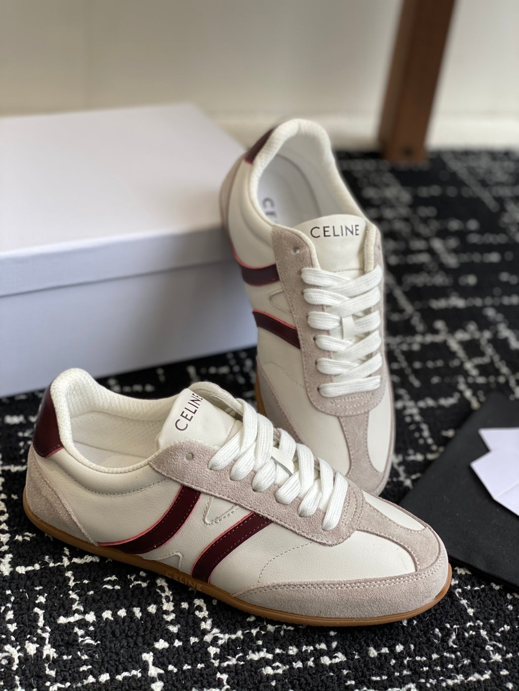 Optic White/Dark Burgundy/Grey Jogger Low Lace-Up Sneaker