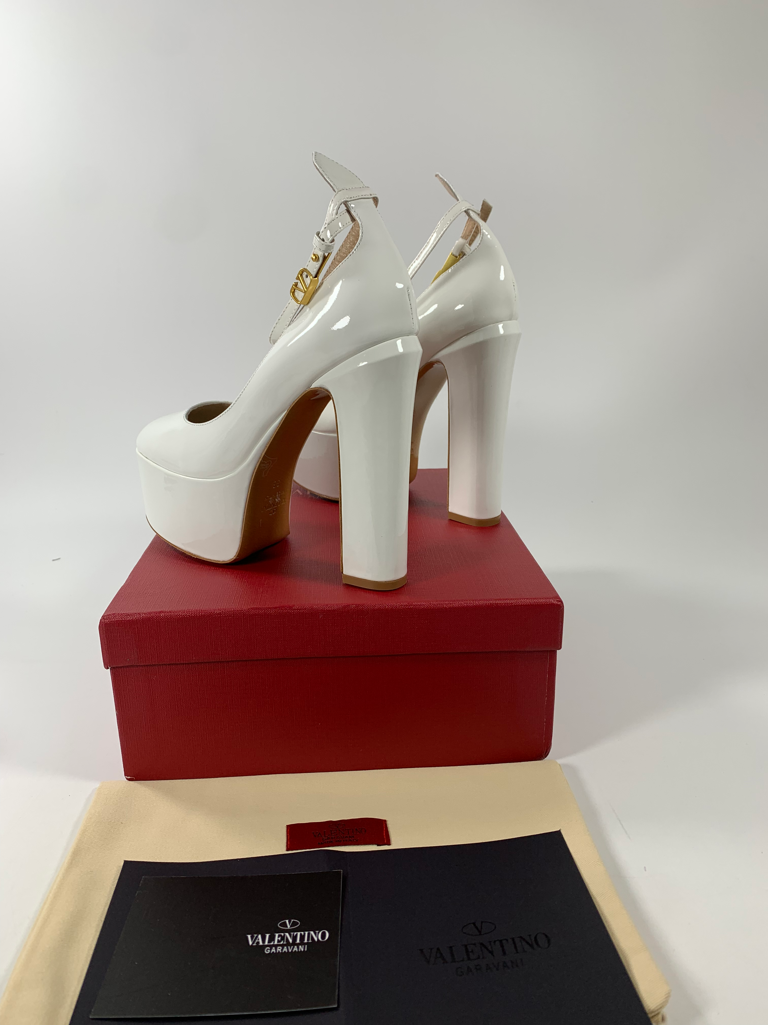 Light ivory TG platfom pump