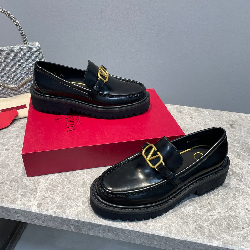 Black VS loafer