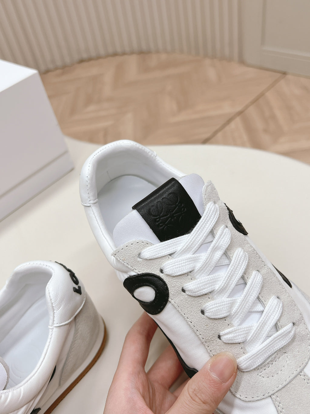 White/Black Ballet Runner