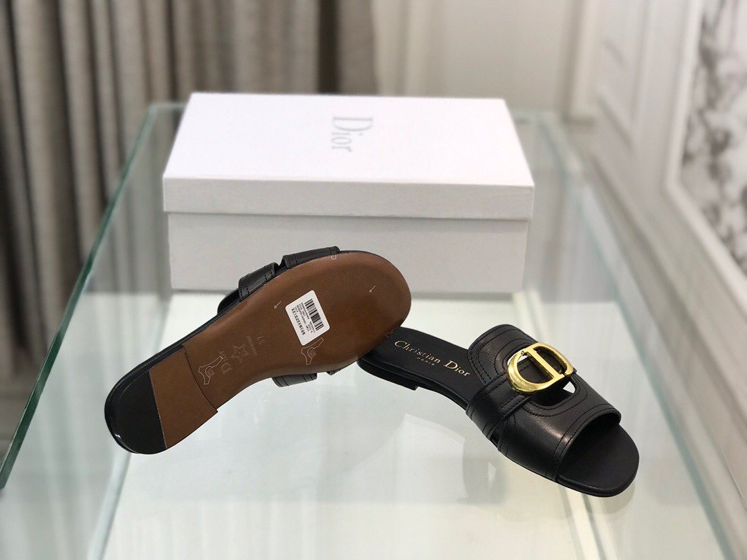 Black 30M slide mule