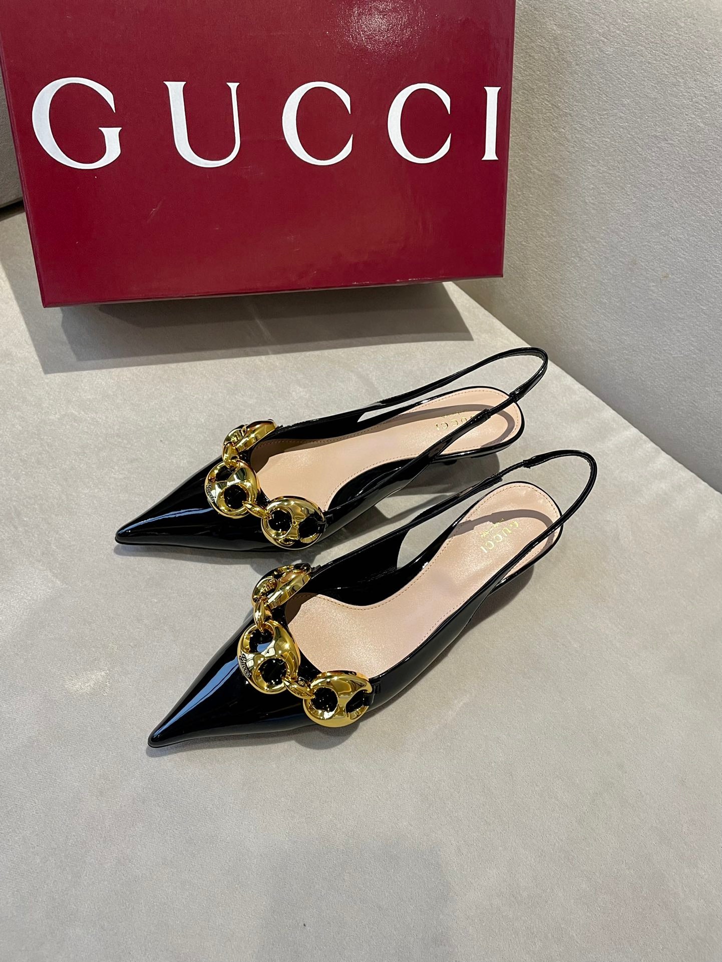 Black Slingback With Chain