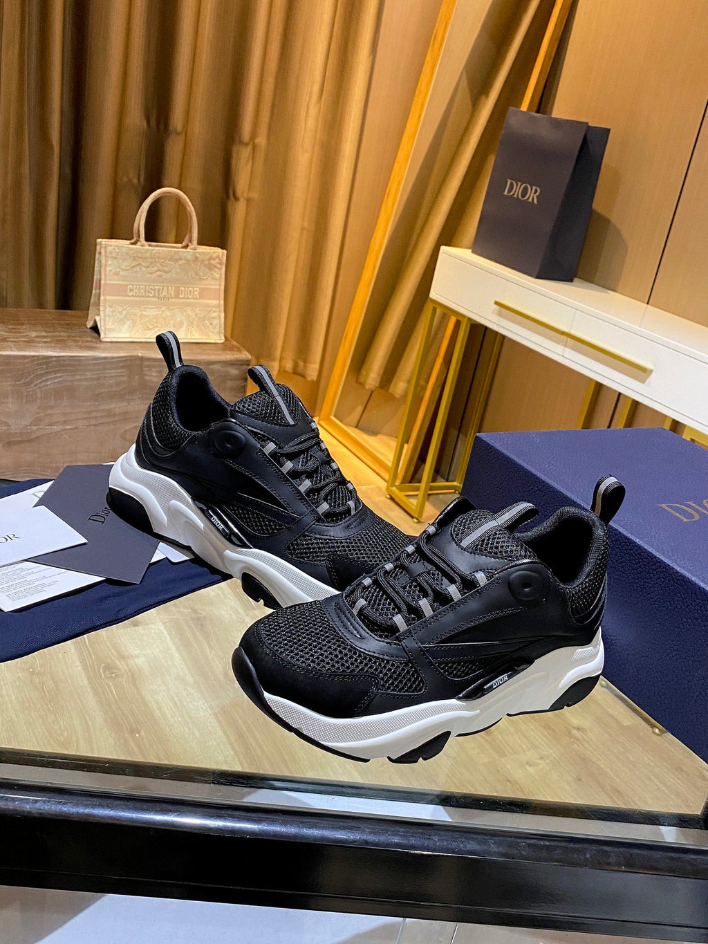 Black DB men's sneaker