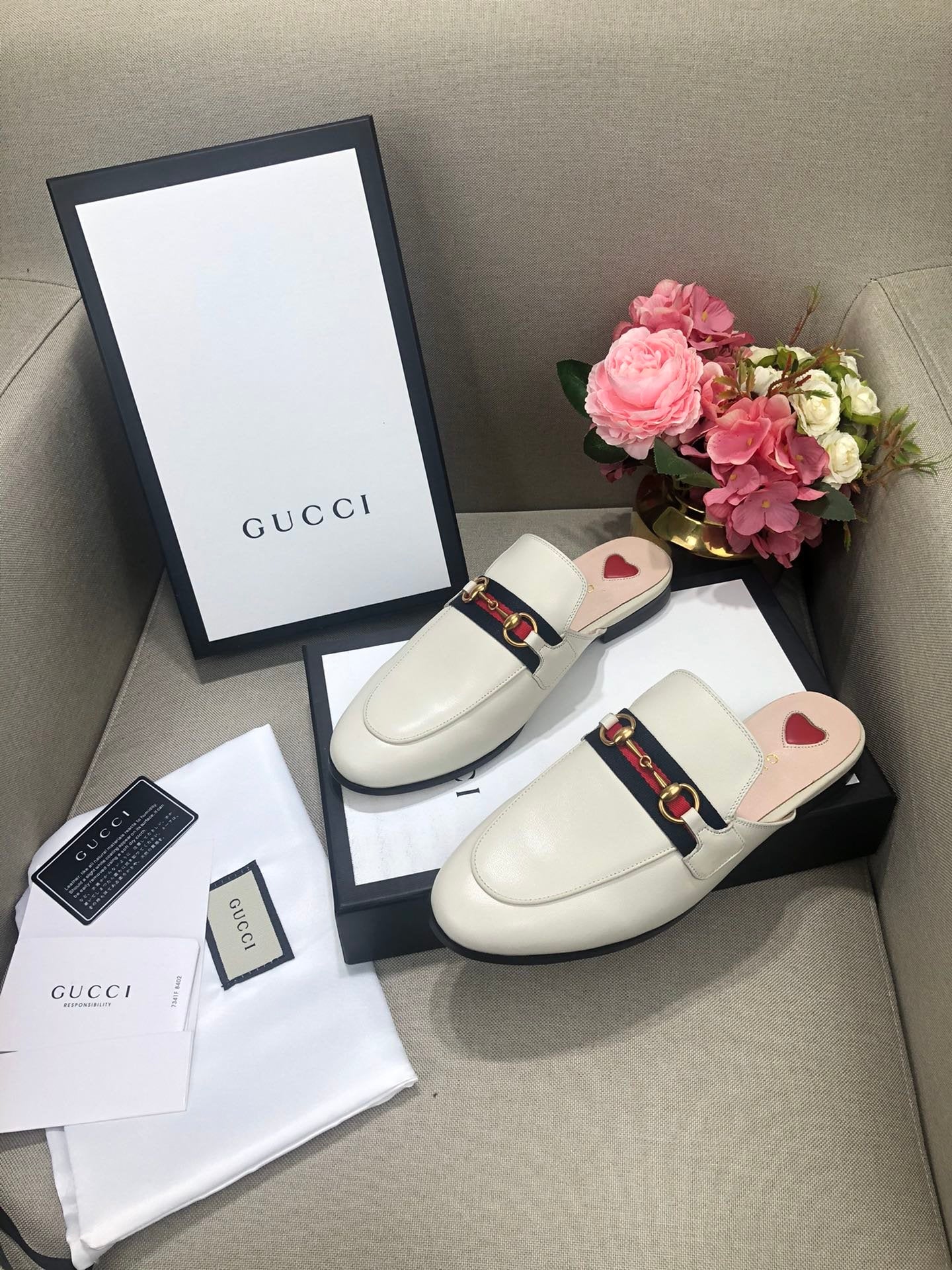 White leather with tonal piping GP slipper