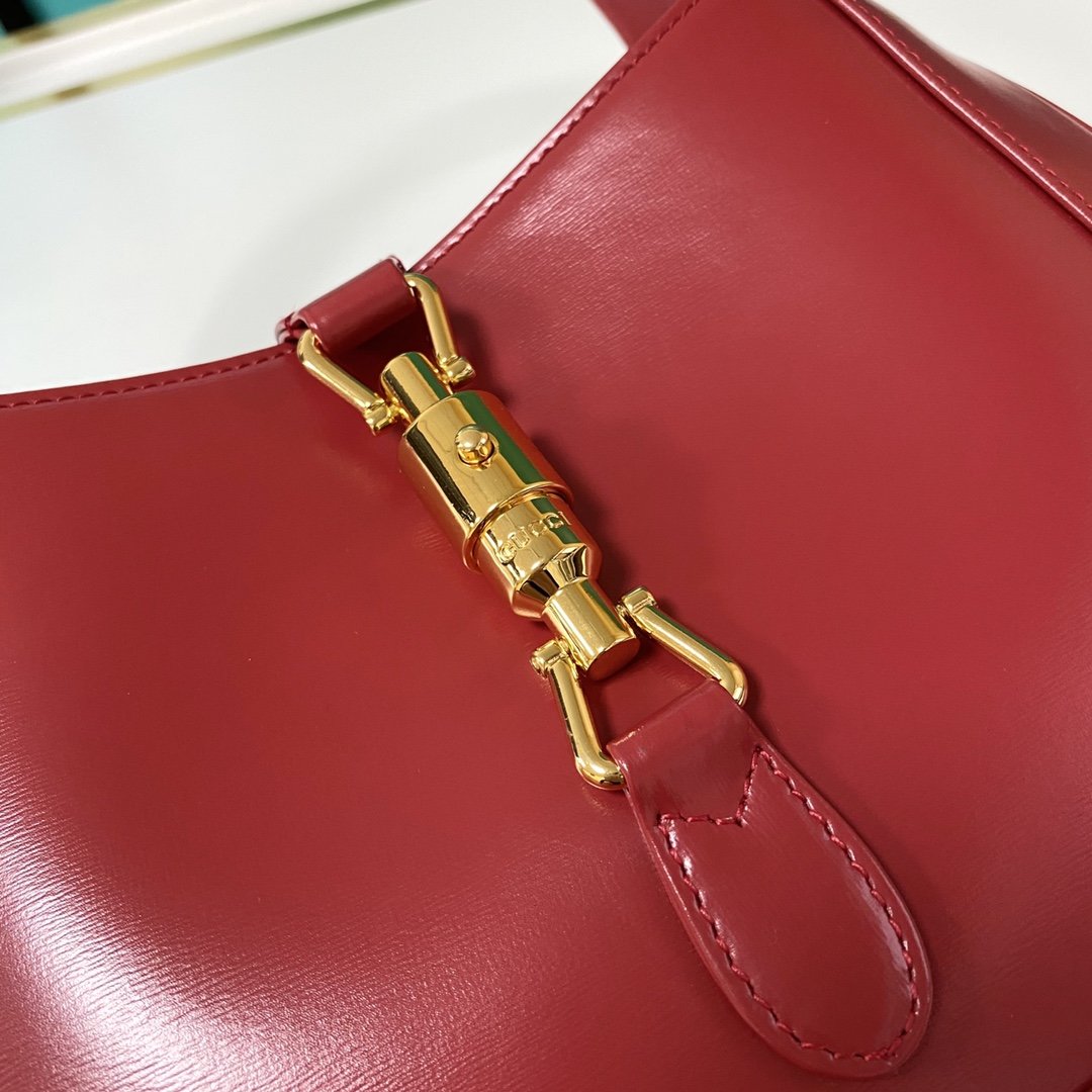 Red GJ 1961 small shoulder bag