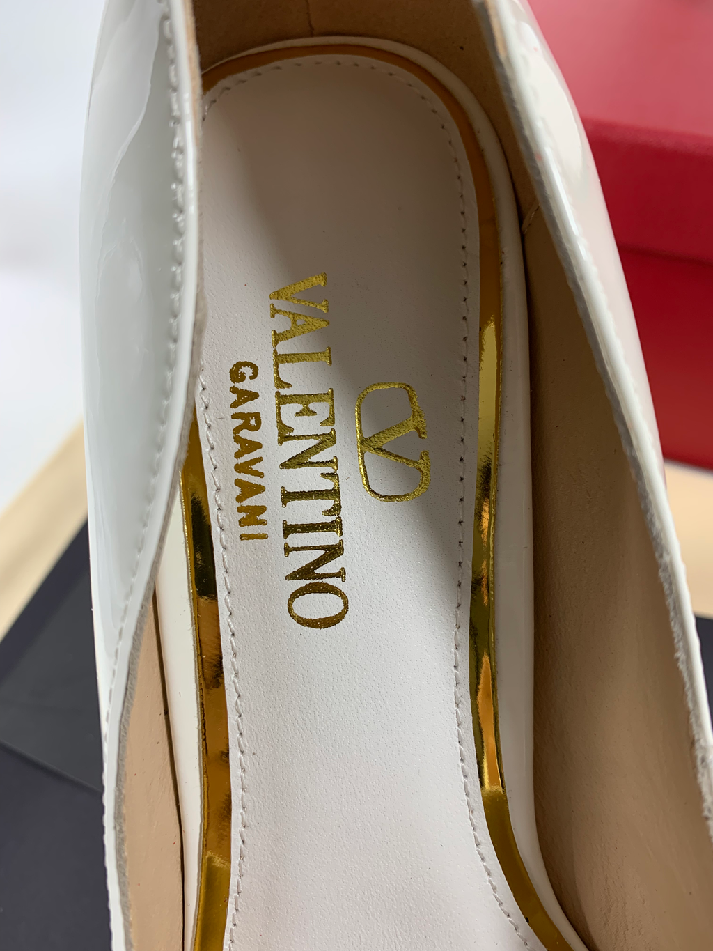 Light ivory TG platfom pump