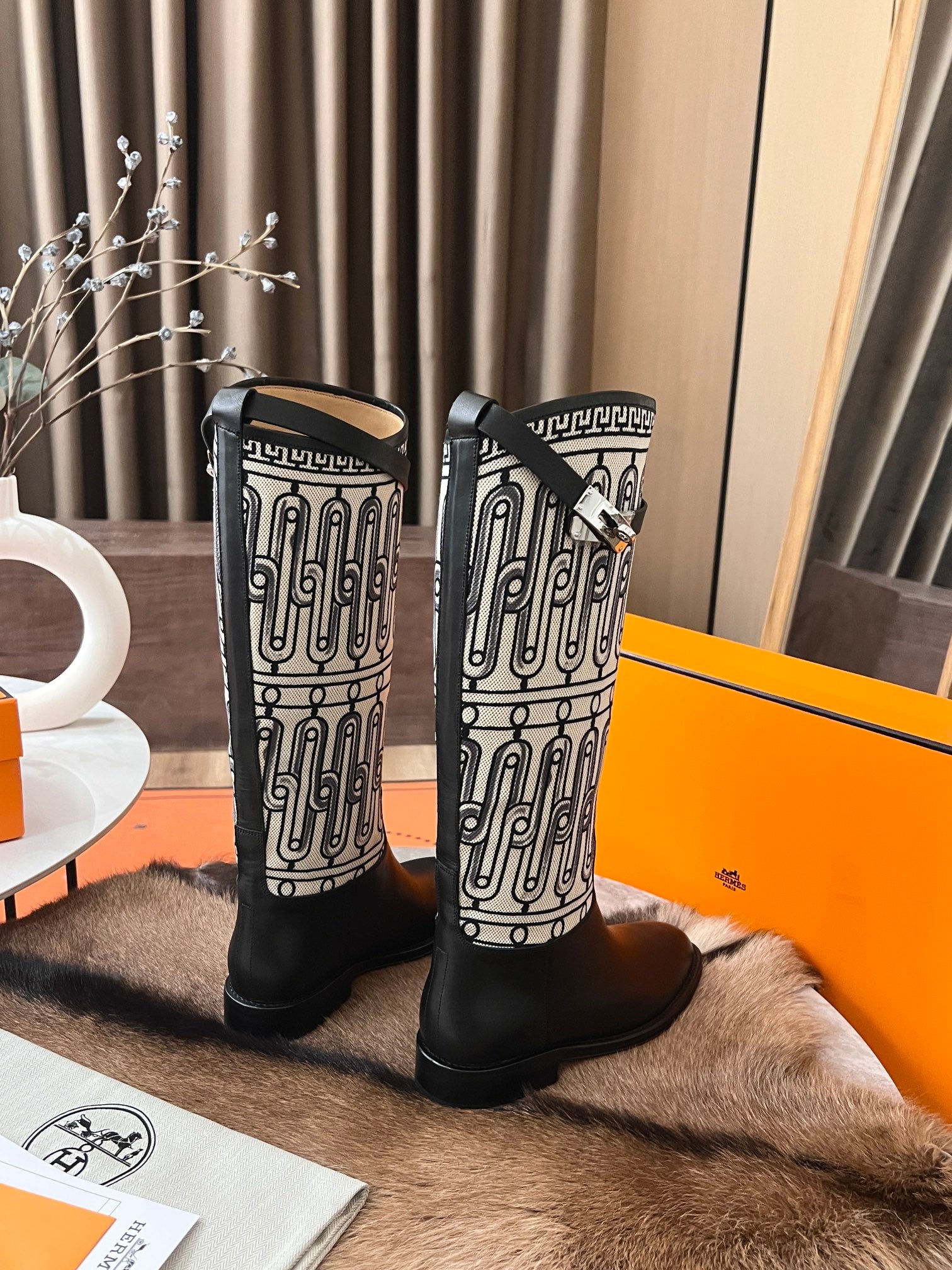 Prunoir / Noir Jumping Boot