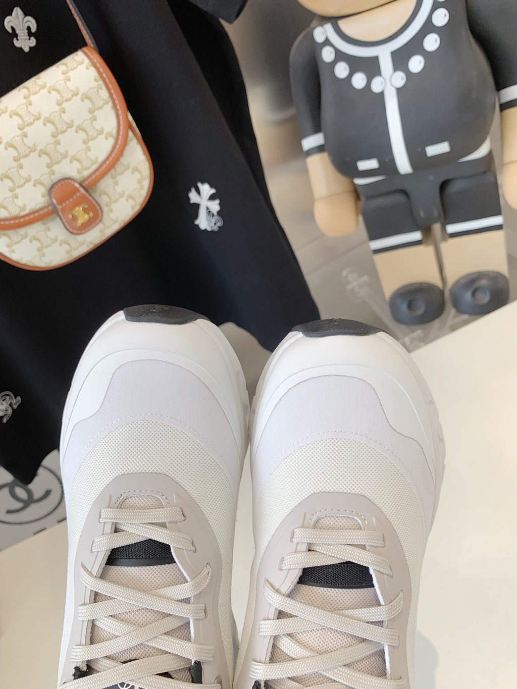 White X On Cloudtilt 2.0 Running Shoes