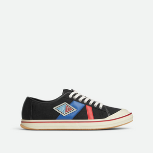 Black Eliot Sneaker