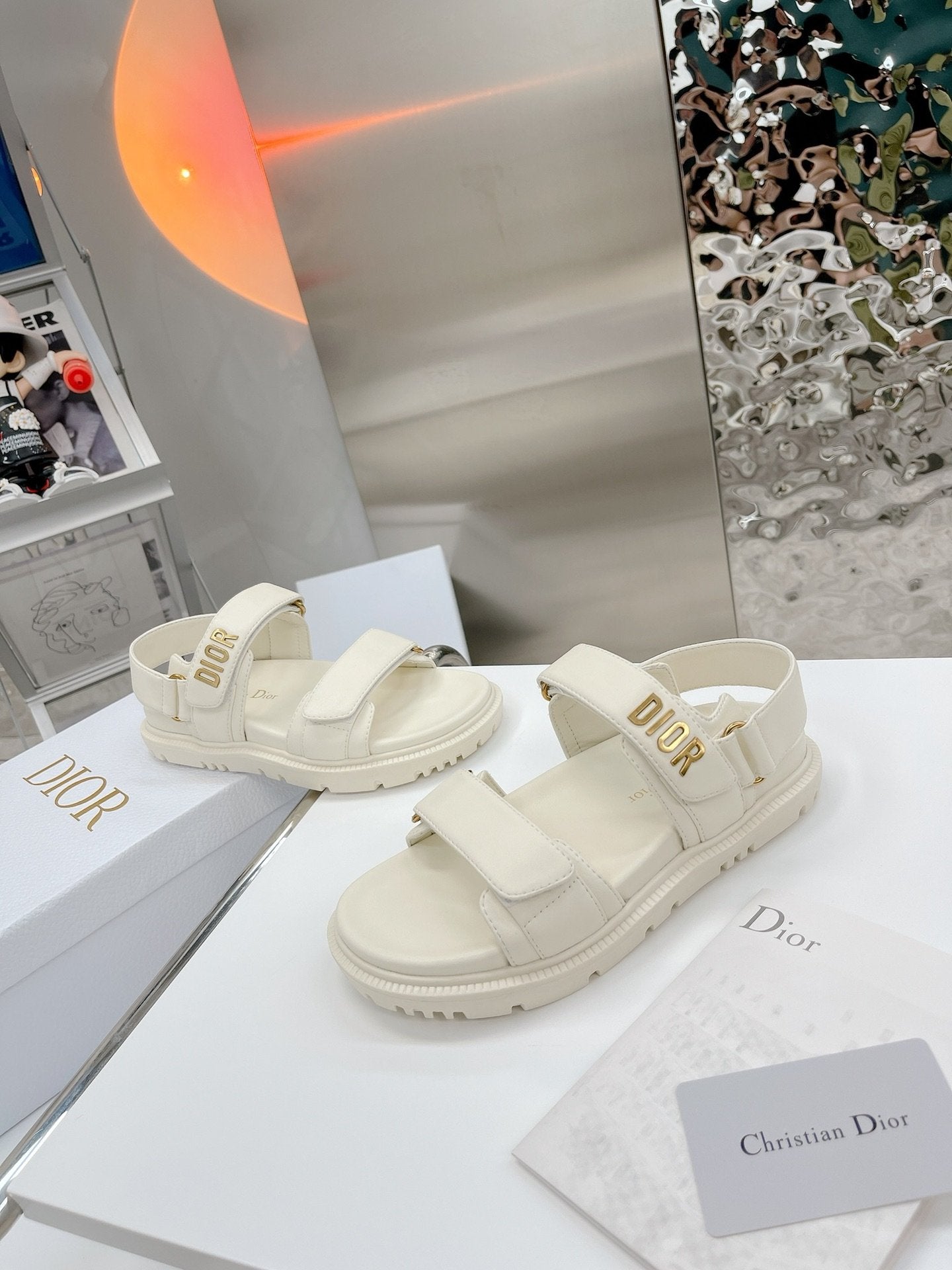 White DA sandal