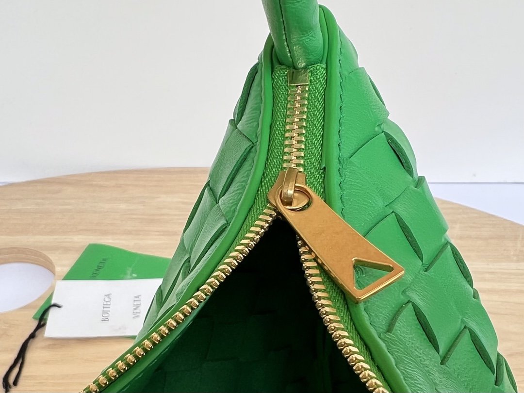 Parakeet BV Medium Turn Pouch