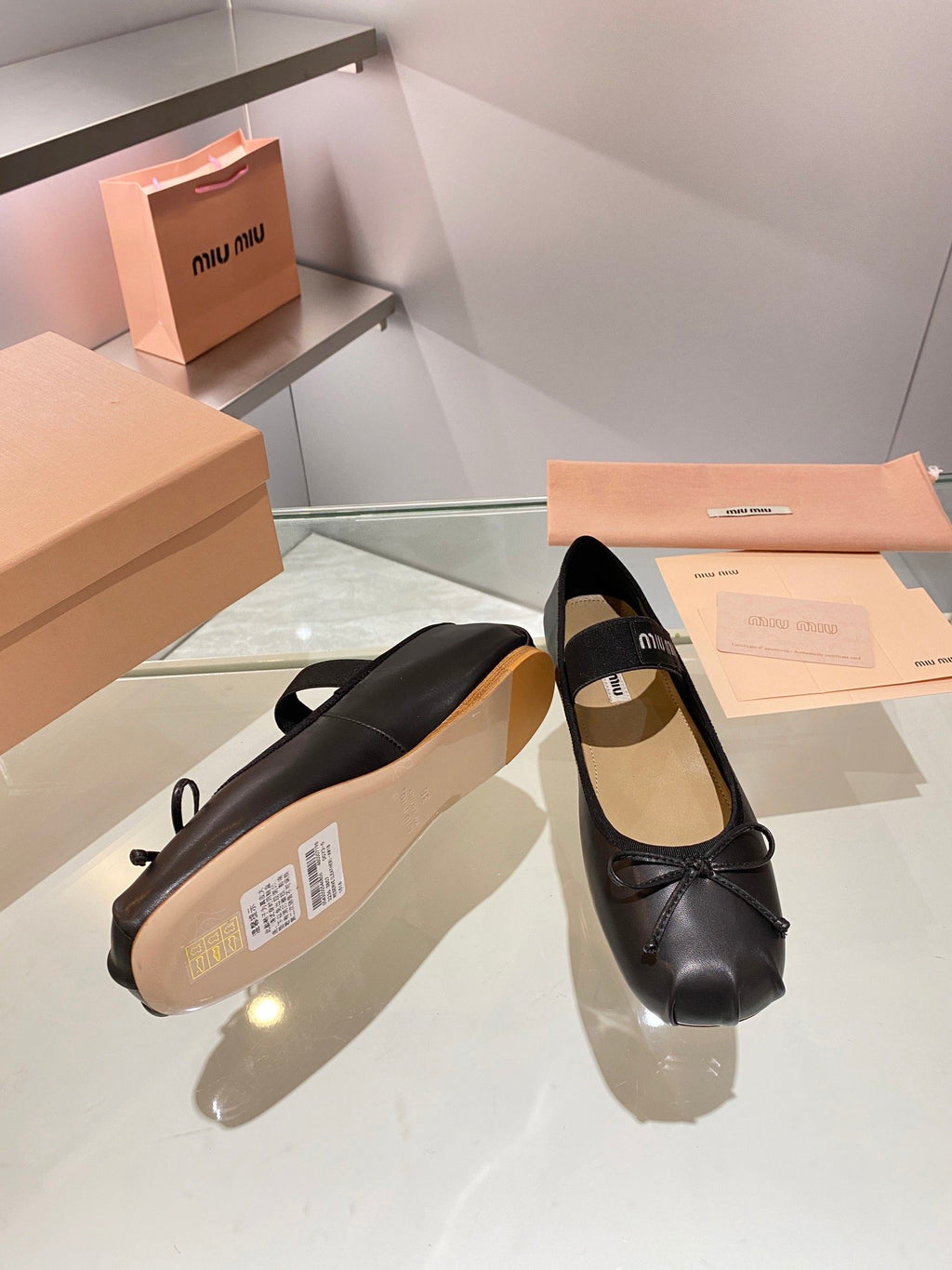 Black M Leather ballerinas