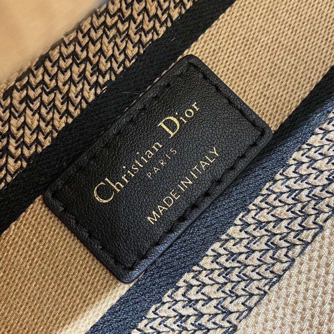 Beige canvas medium LD-lite bag