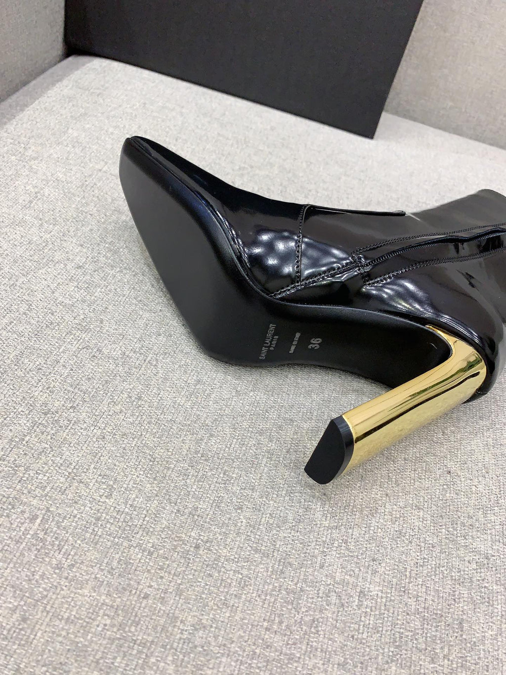 Black YA Ankle Boots In Glazed Leather