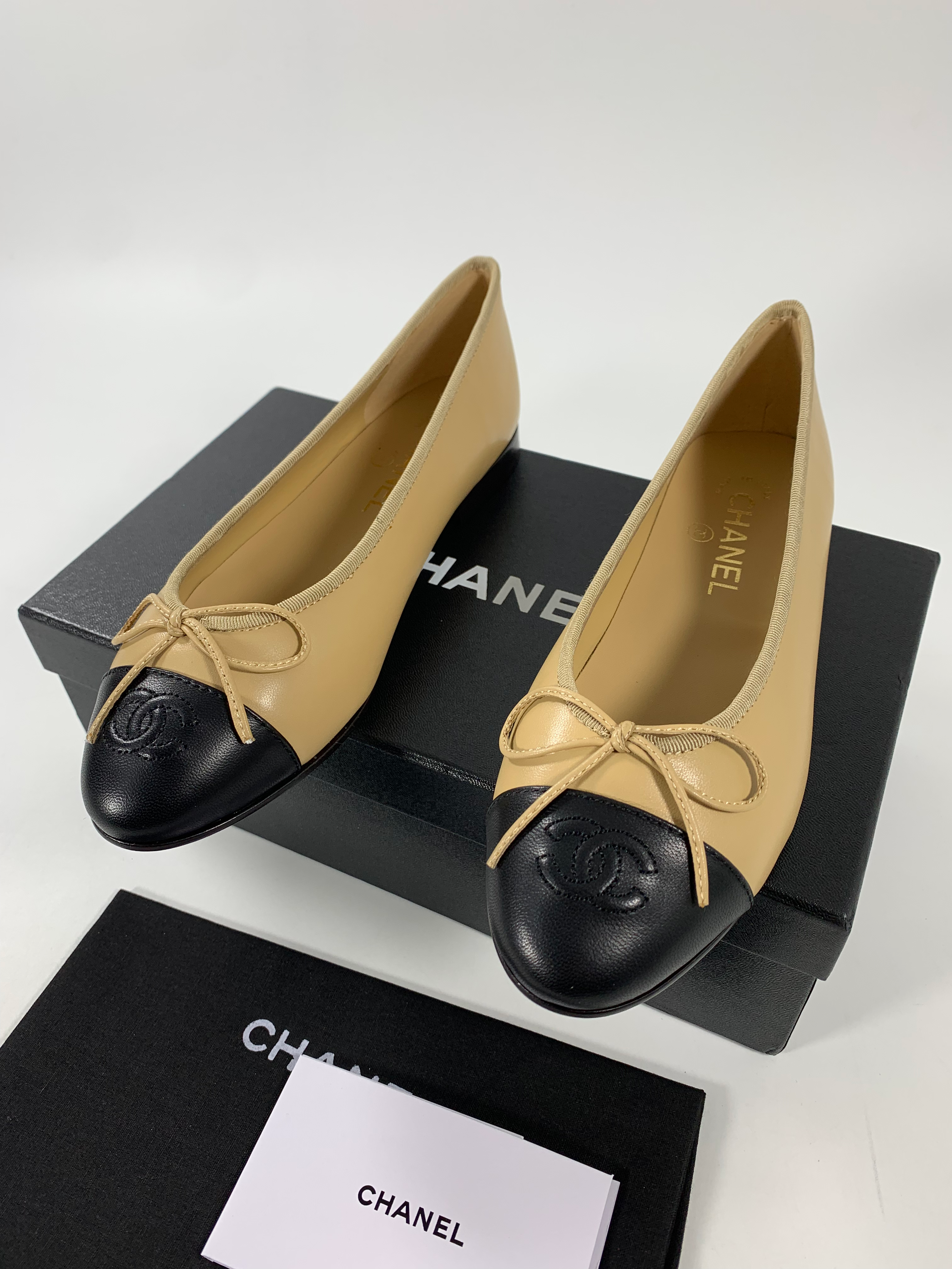 Beige & Black C Ballerinas