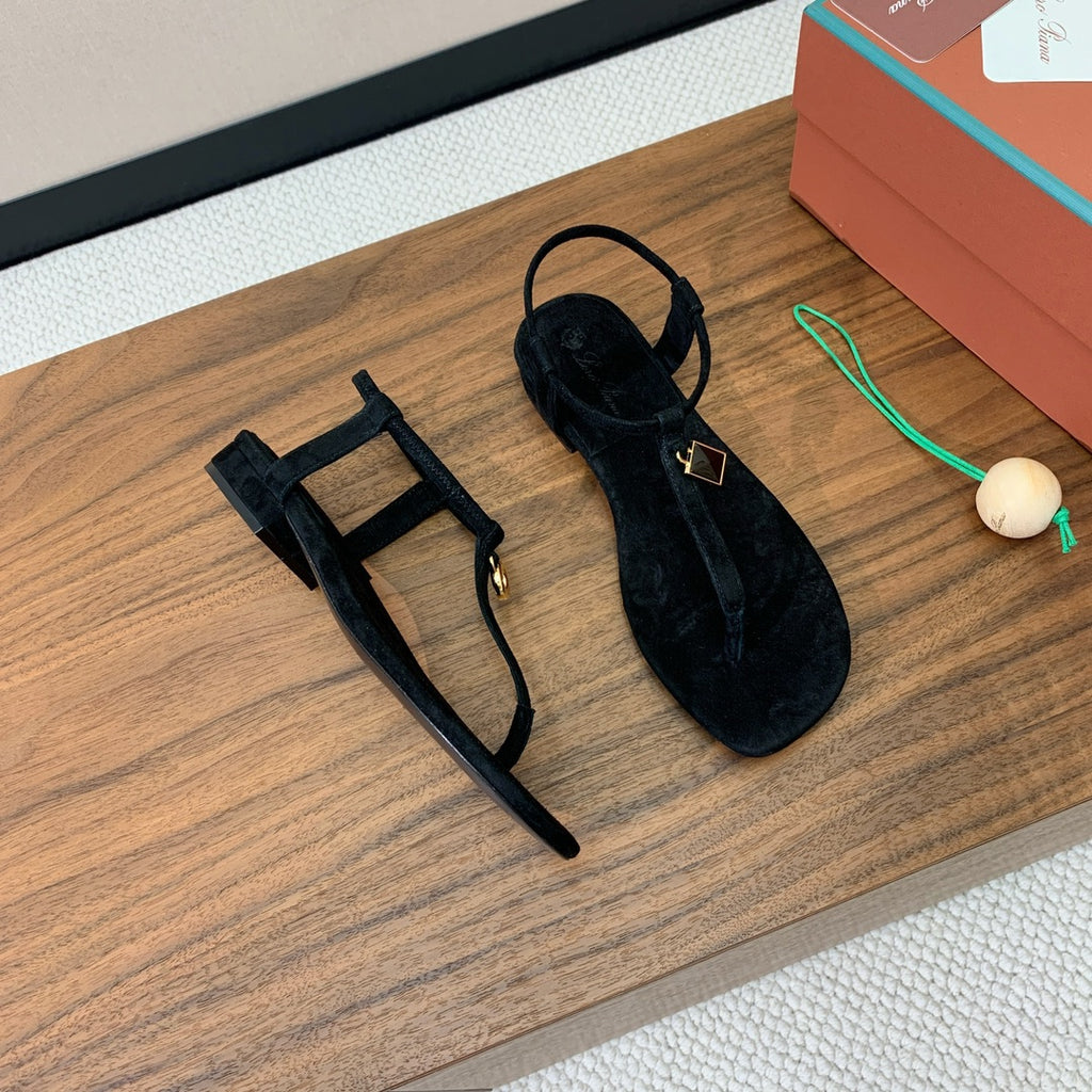 Black Mindil Sandal