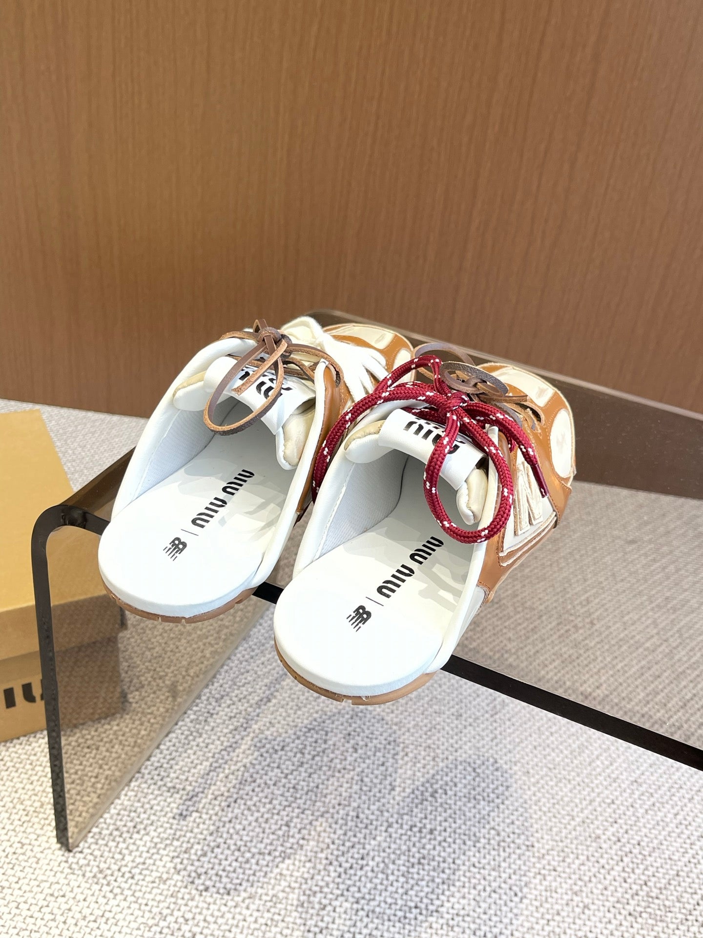 Cinnamon/Travertine Gray 530 SL Deco Leather Mules