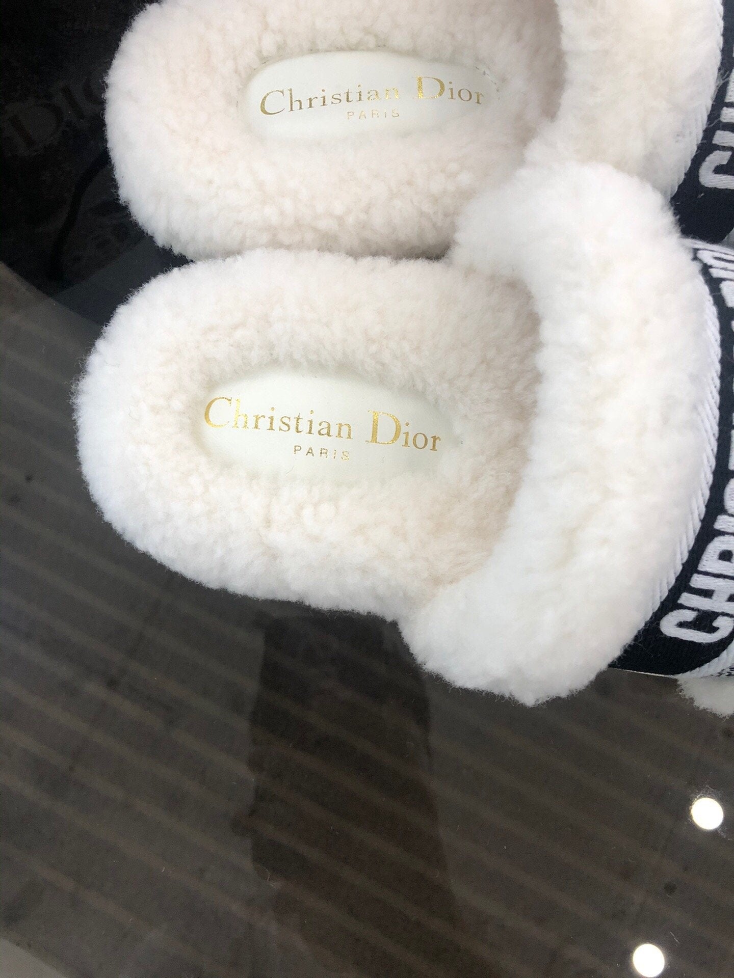 White DD slide
