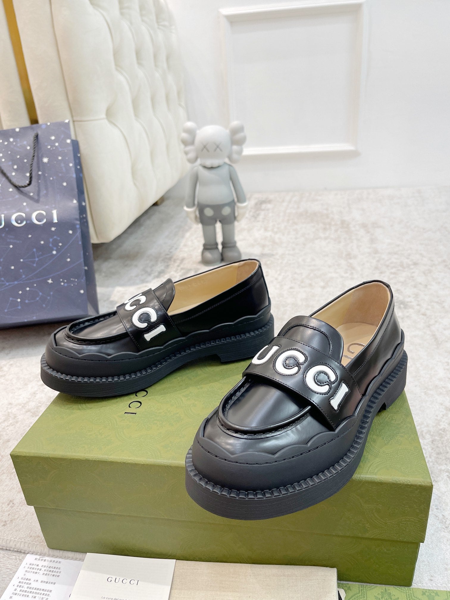 Black & White WG Loafer