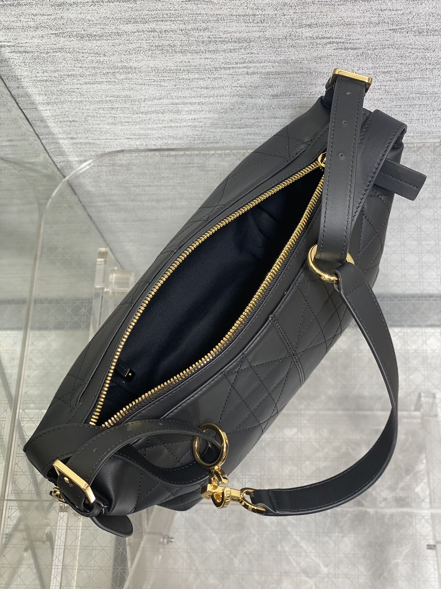 Black Small Journey Bag