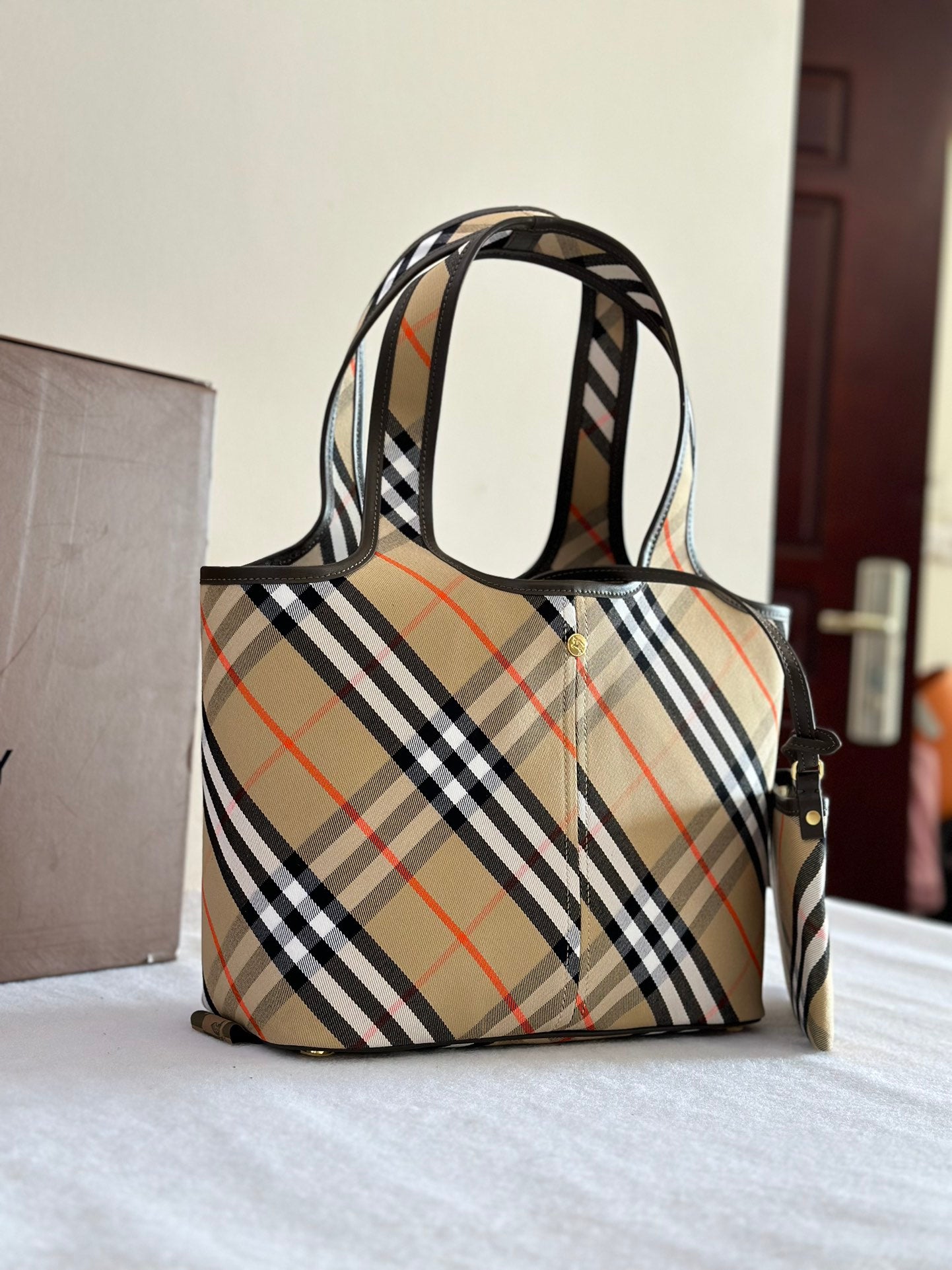 Sand Small Check Tote