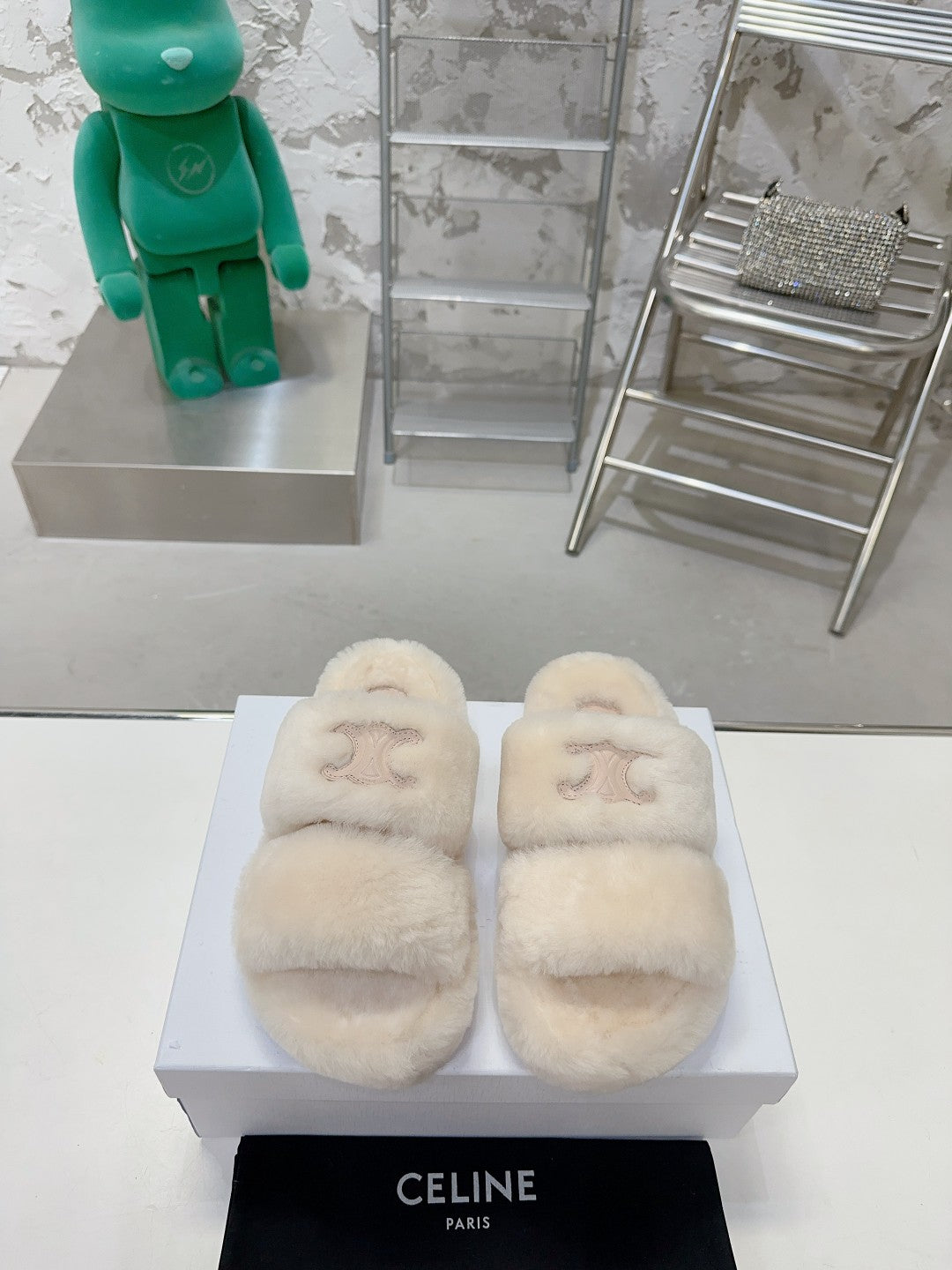 Beige/Nude Fur Slides