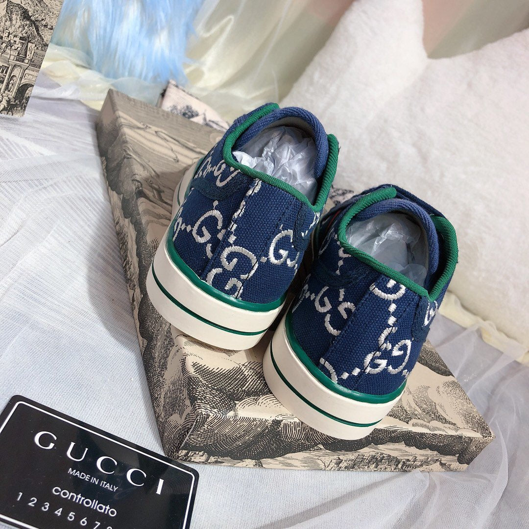 Blue printed canvas sneakers