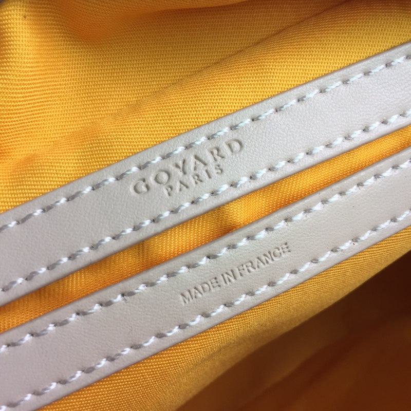 White Cap-Vert PM Bag