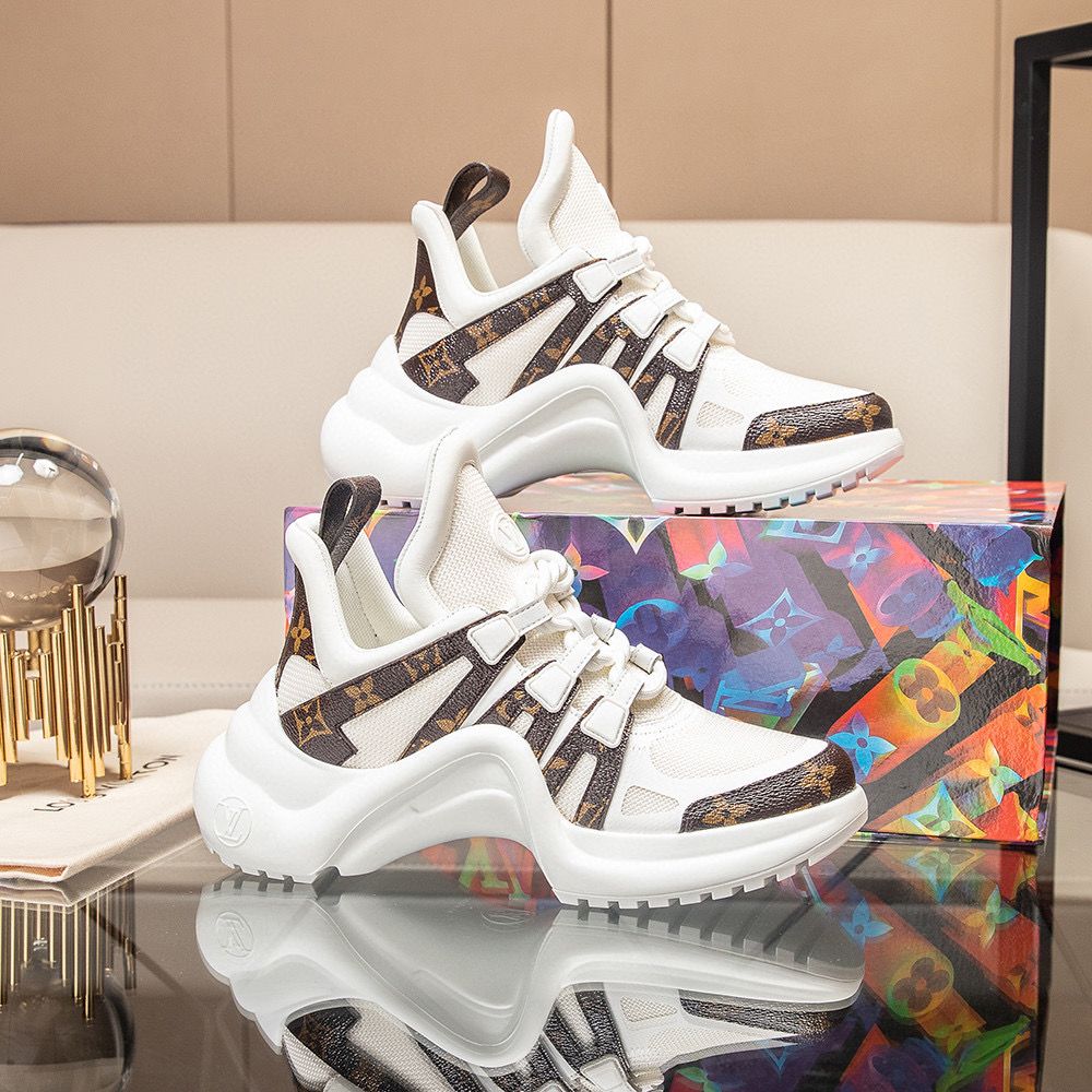 White LA sneaker