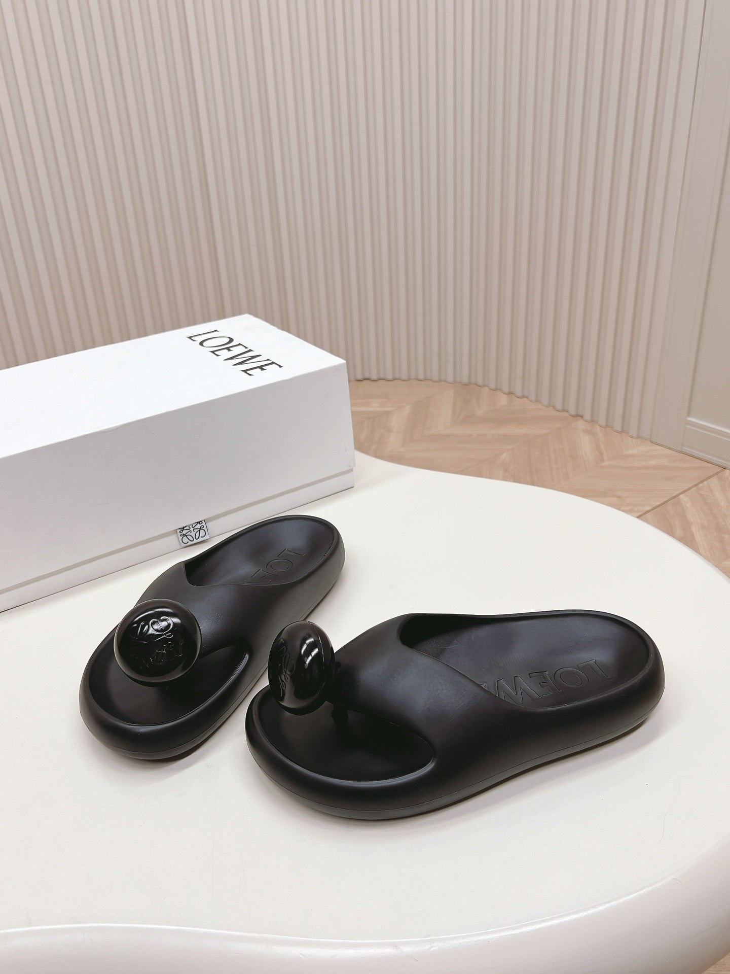 Black Foam Slide